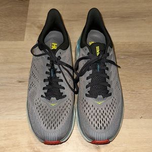 Hoka Clifton 7